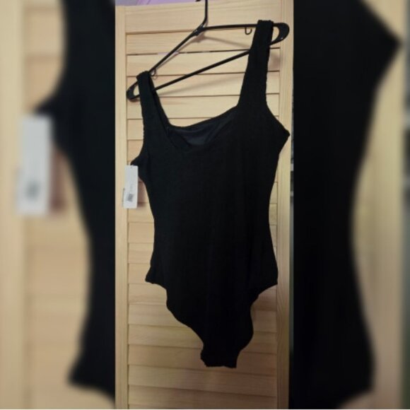 Seraphine Textured Maternity One-Piece Swimsuit (M), NWT - Picture 5 of 6